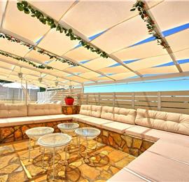 5 bedroom villa with pool & seaview, Perithia, sleeps 10